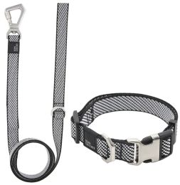 Pet Life Â® 'Escapade' Outdoor Series 2-in-1 Convertible Dog Leash and Collar (Color: Grey, size: large)